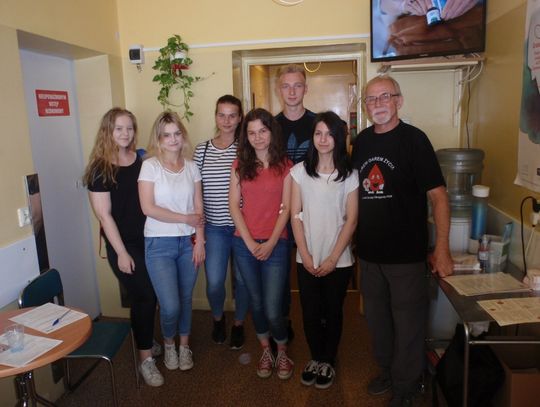 Krew bardzo potrzebna Krew bardzo potrzebna