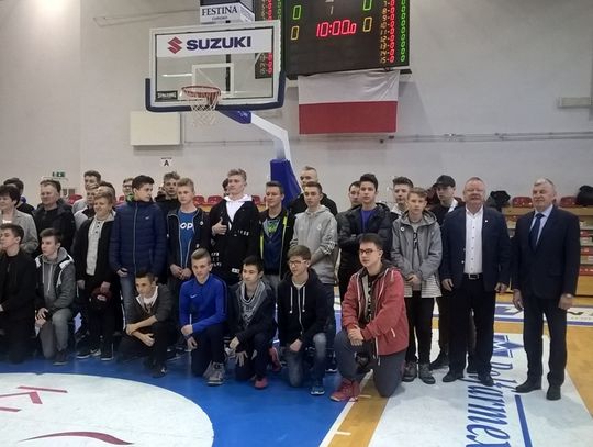 IV miejsce w finale wojewódzkim w koszykówce chłopców dla Gimnazjum nr 3