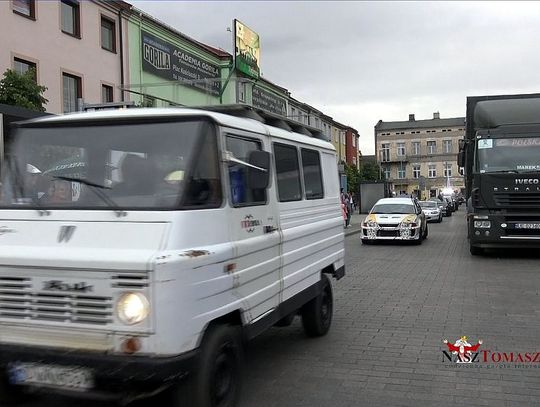 Parada uliczna na Dniach Tomaszowa 2018