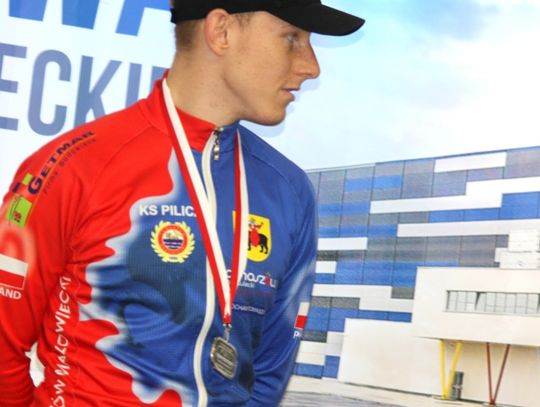 MP w łyżwiarstwie szybkim: Pilica z kolejnymi medalami MP w łyżwiarstwie szybkim: Pilica z kolejnymi medalami