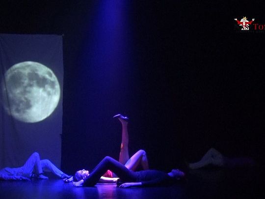 "Trzcina nigdy nie wyjdzie z człowieka" "Trzcina nigdy nie wyjdzie z człowieka"