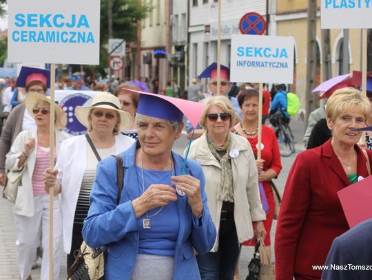 Kolorowa parada przeszła ulicami miasta