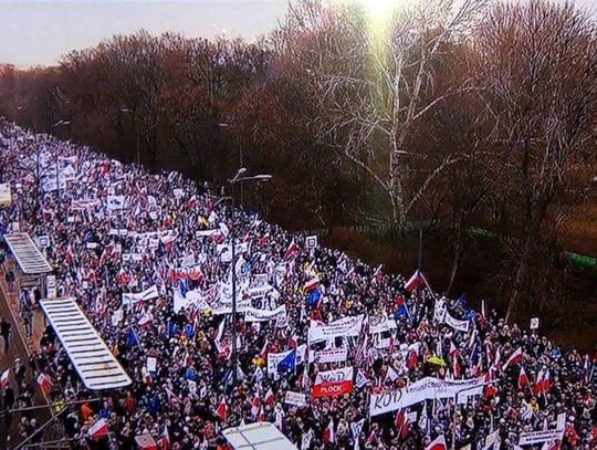 Tomaszowianie na warszawskim marszu
