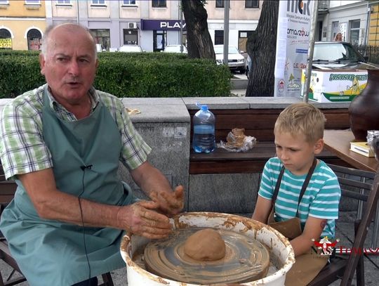 Warsztaty garncarskie z cyklu &quot;Kulturalne piątki&quot;