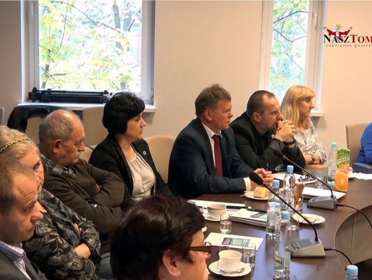 Nowe e-dzienniki trafią do tomaszowskich szkół Nowe e-dzienniki trafią do tomaszowskich szkół