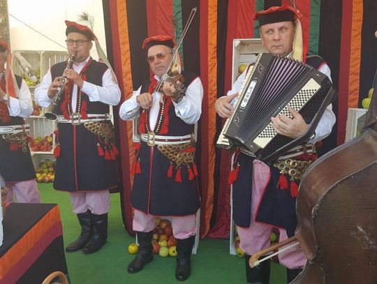 Trwają Dożynki Prezydenckie w Spale Trwają Dożynki Prezydenckie w Spale