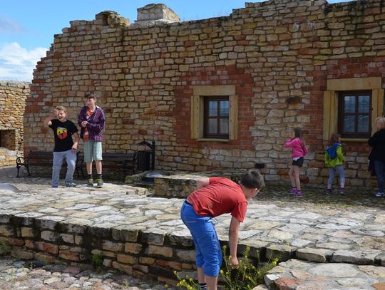 Czytali Legendy na zamku w Inowłodzu