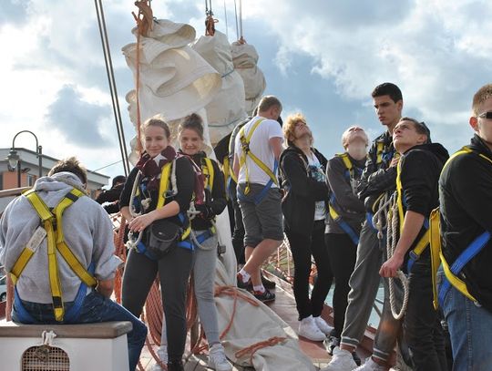 Tomaszów pod żaglami Pogorii