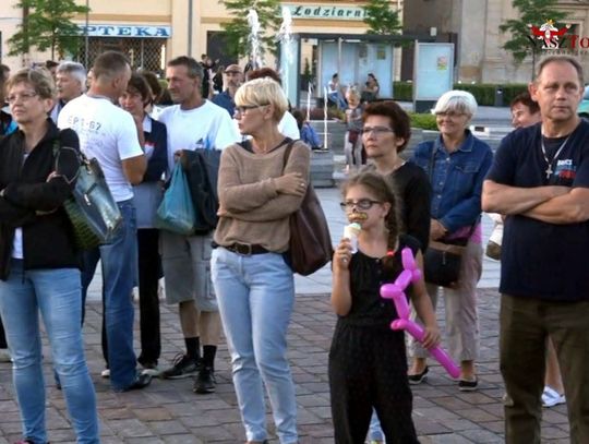 Festyn z okazji DNIA PSA - PSIAKI BEZDOMNIAKI