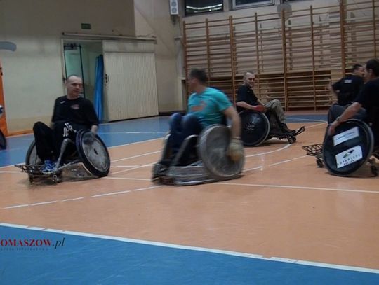 "Niedźwiedzie" walczą na wózkach