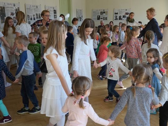 2 kwietnia obchodzimy Międzynarodowy Dzień Książki dla Dzieci. Dlaczego akurat tego dnia? 2 kwietnia obchodzimy Międzynarodowy Dzień Książki dla Dzieci. Dlaczego akurat tego dnia?