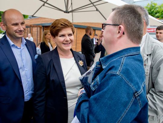 Szydłobus przejechał przez Tomaszów Szydłobus przejechał przez Tomaszów