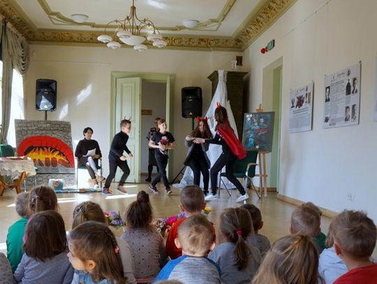 2 kwietnia obchodzimy Międzynarodowy Dzień Książki dla Dzieci. Dlaczego akurat tego dnia? 2 kwietnia obchodzimy Międzynarodowy Dzień Książki dla Dzieci. Dlaczego akurat tego dnia?