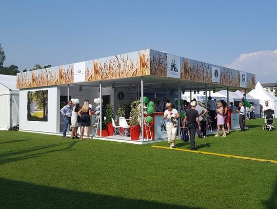 Trwają Dożynki Prezydenckie w Spale Trwają Dożynki Prezydenckie w Spale