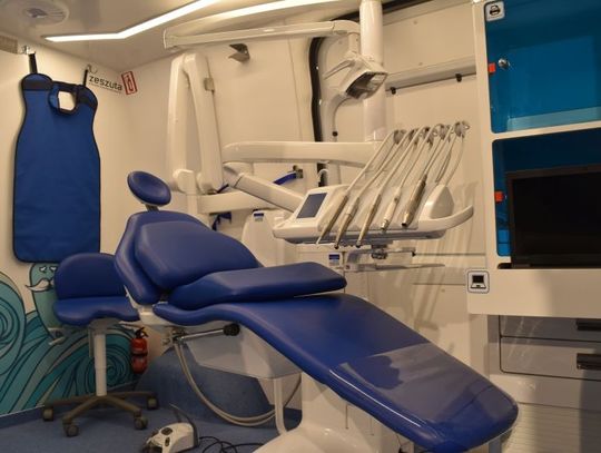 Bezpłatny stomatolog wróci do szkół dentobusem Bezpłatny stomatolog wróci do szkół dentobusem