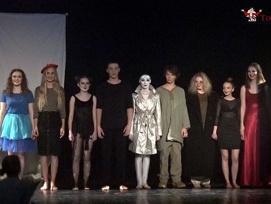 "Trzcina nigdy nie wyjdzie z człowieka" "Trzcina nigdy nie wyjdzie z człowieka"