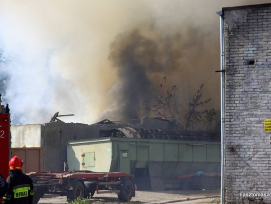 Pożar w sortowni śmieci na Piaskowej