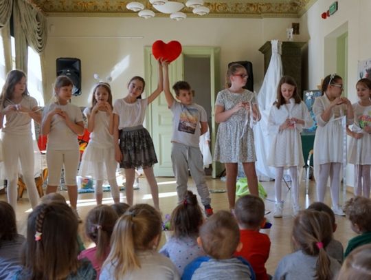 2 kwietnia obchodzimy Międzynarodowy Dzień Książki dla Dzieci. Dlaczego akurat tego dnia? 2 kwietnia obchodzimy Międzynarodowy Dzień Książki dla Dzieci. Dlaczego akurat tego dnia?