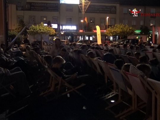 Kino na leżakach Kino na leżakach