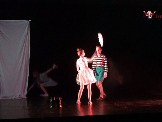 "Trzcina nigdy nie wyjdzie z człowieka" "Trzcina nigdy nie wyjdzie z człowieka"