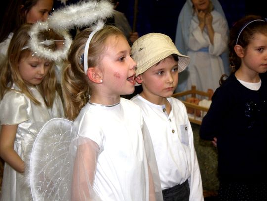 (FOTO) Dzień Babci i Dziadka w Tęczowej Akademii