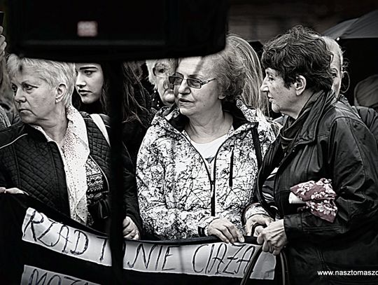 Protestowały na czarno