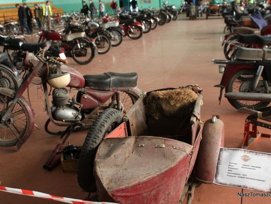 ... ten wózek boczny do Harleya odzyska swój blask... 