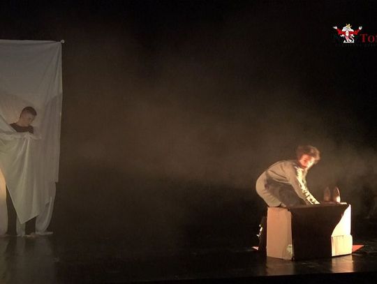 "Trzcina nigdy nie wyjdzie z człowieka" "Trzcina nigdy nie wyjdzie z człowieka"