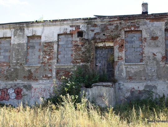 ... tak jak nie powstanie centrum kulturalne w budynku dawnej łaźni, która dzisiaj nadaje się tylko do wyburzenia.