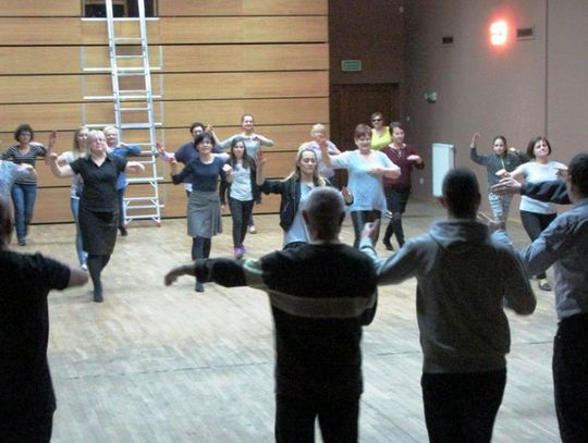 Kurs tańca towarzyskiego dla par i singli