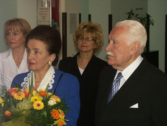 Wspomnienie z wizyty Ryszarda Kaczorowskiego w Tomaszowie Wspomnienie z wizyty Ryszarda Kaczorowskiego w Tomaszowie