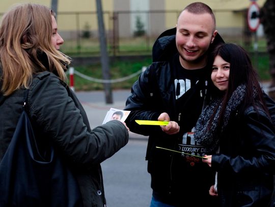 Opaski zamiast banerów