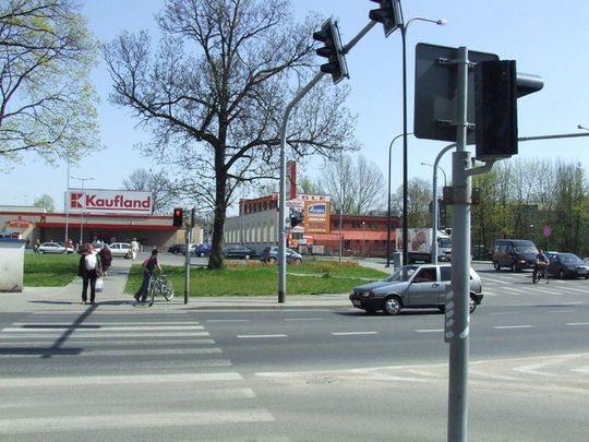 Supermarket Kaufland - ulica Warszawska